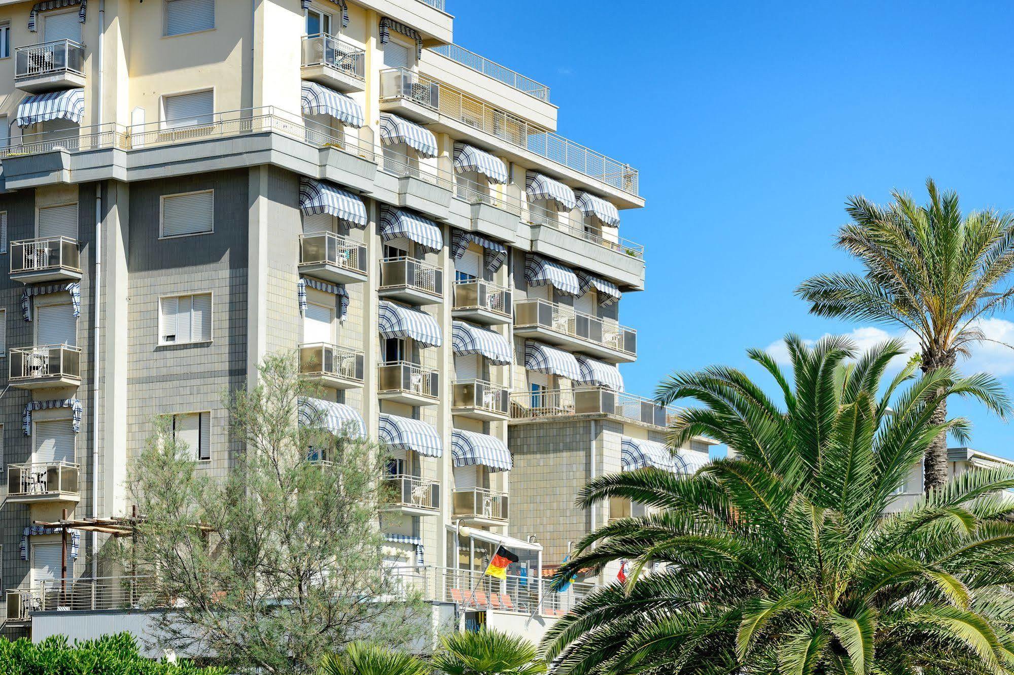 Hotel Residence Villa Jolanda Lido di Camaiore Luaran gambar