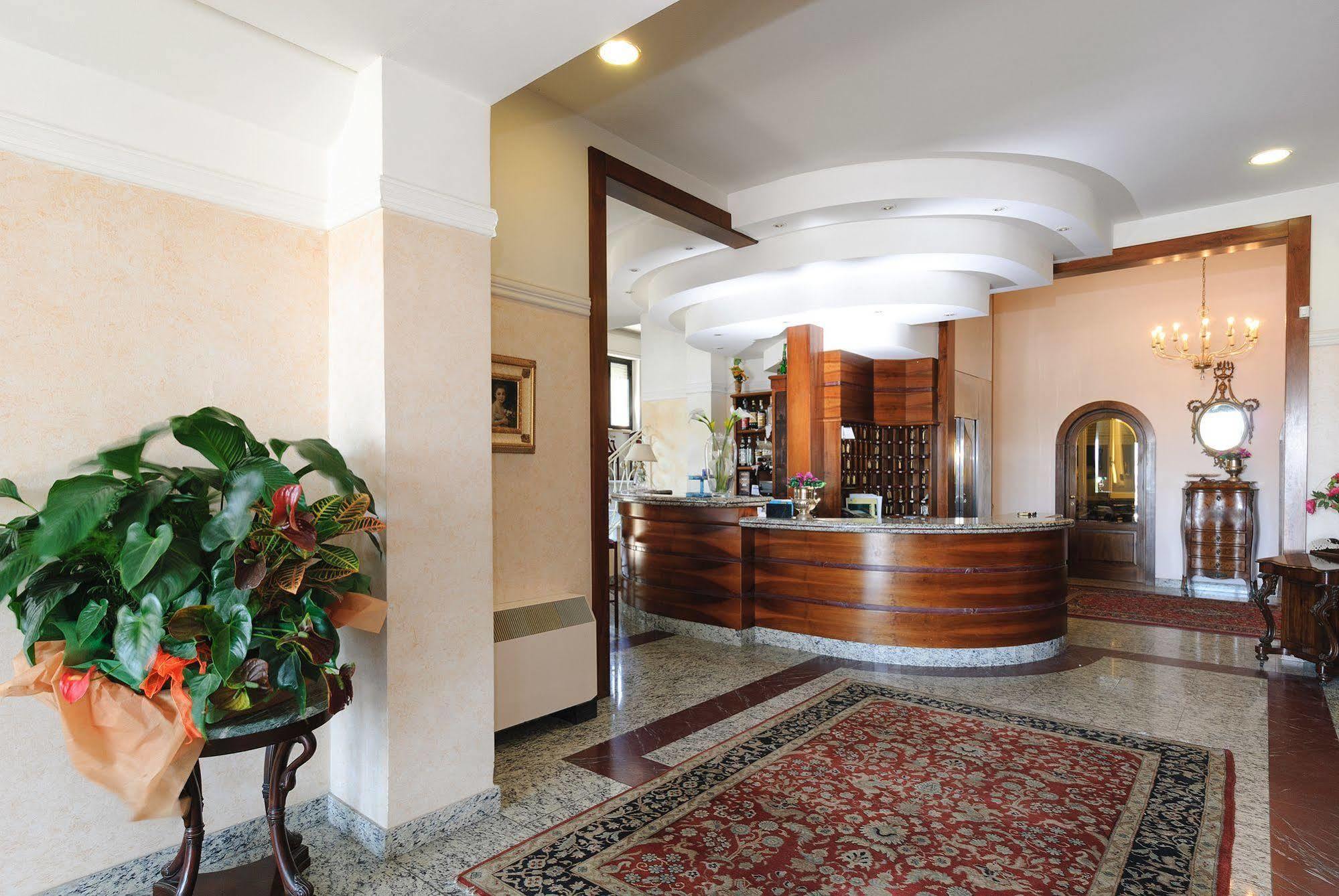Hotel Residence Villa Jolanda Lido di Camaiore Luaran gambar